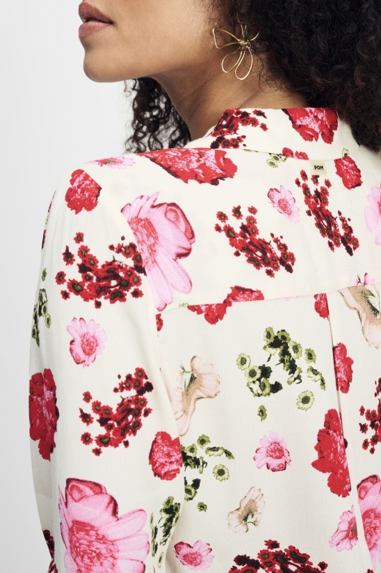 16-SP9083__06_POM_Amsterdam_BLOUSE_Mila_Bouquet_Cream