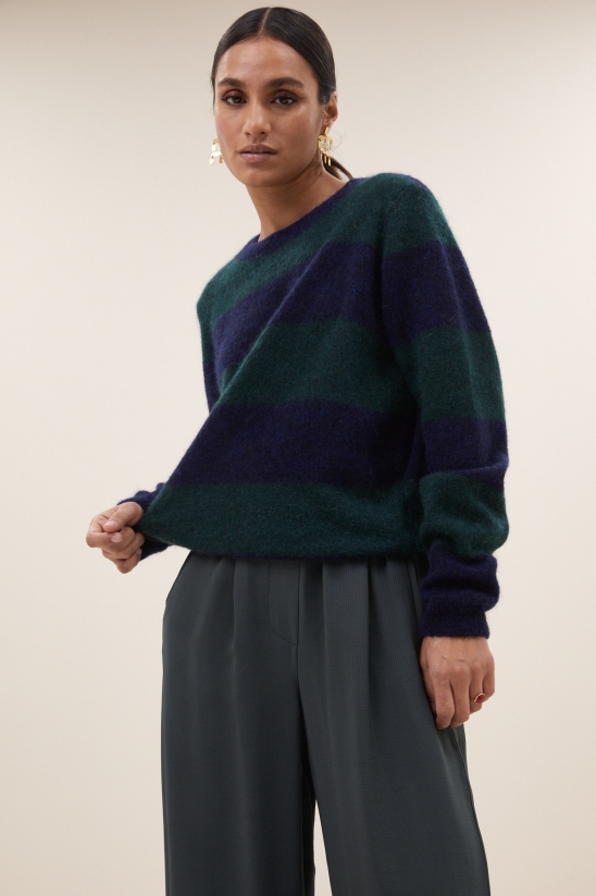 44-25515023-476-darkgreenstripe-20341