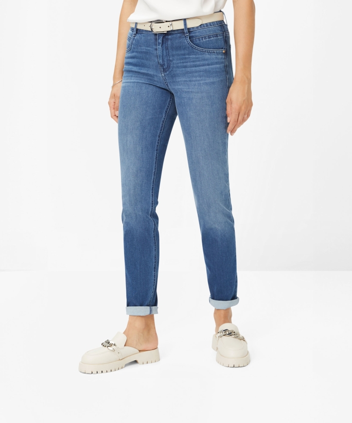 229393_04_BRAX_0_27_706000_9987920_4