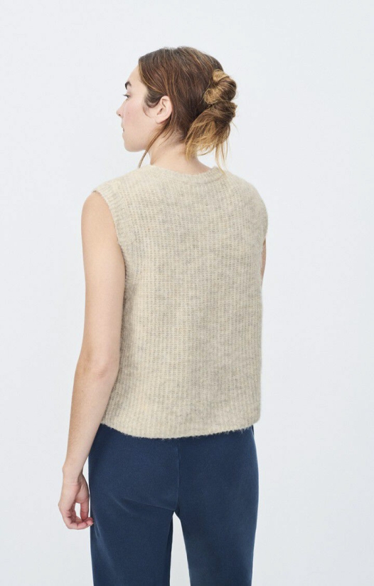 38-EAST19ME25-POUCHI-MODEL-2-large