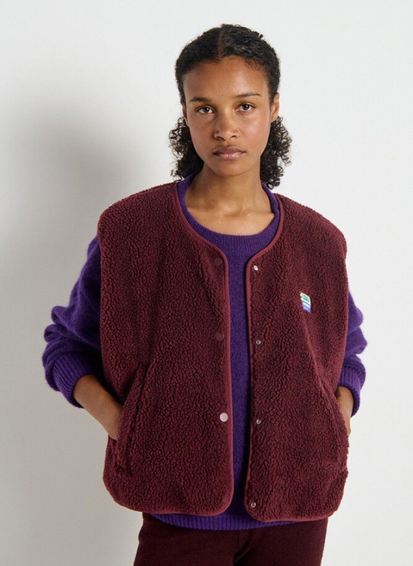 238787_01_HOK16BE26-BORDCH-MODEL-1-large