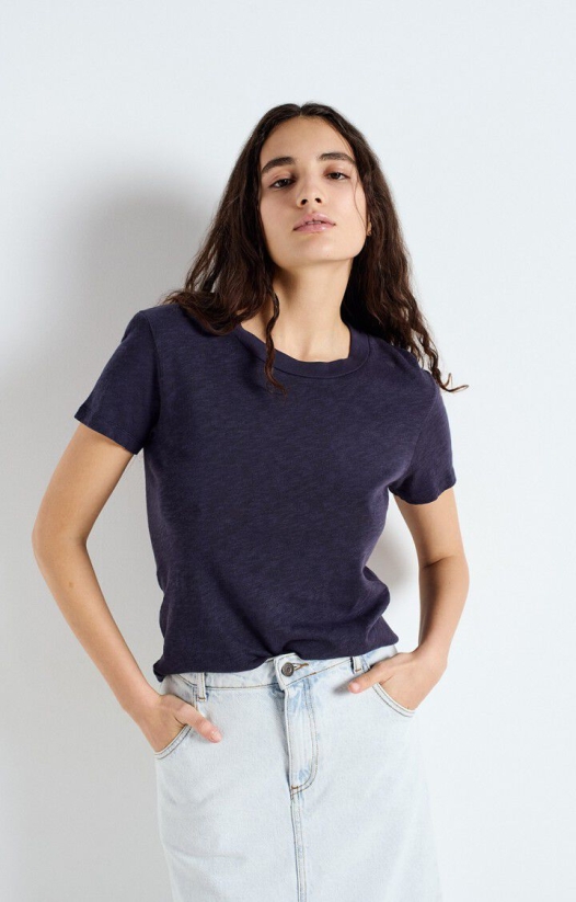 239094_05_SON28GH25-NAVBV-MODEL-1-large