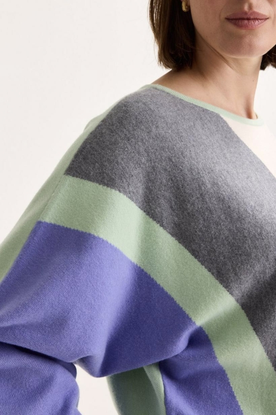 146-W2025ALOE           4667085-MODEL-4-AMPLIENCE_IMAGE_LARGE