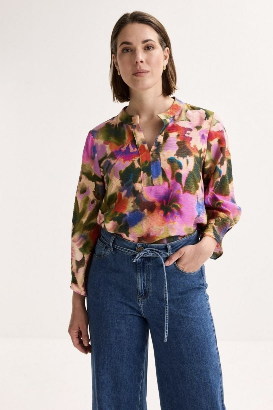 175-W2025JENO           4311257-MODEL-1-AMPLIENCE_IMAGE_LARGE