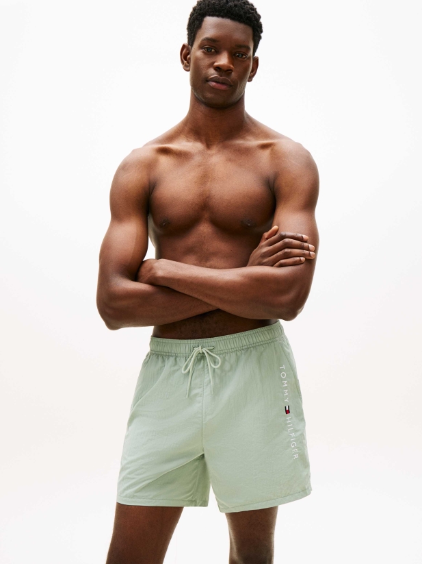 239683_04_Tommy-Hilfig_SP2026_PM3_UM0UM03748PM3