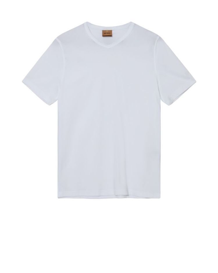 500931 101 White