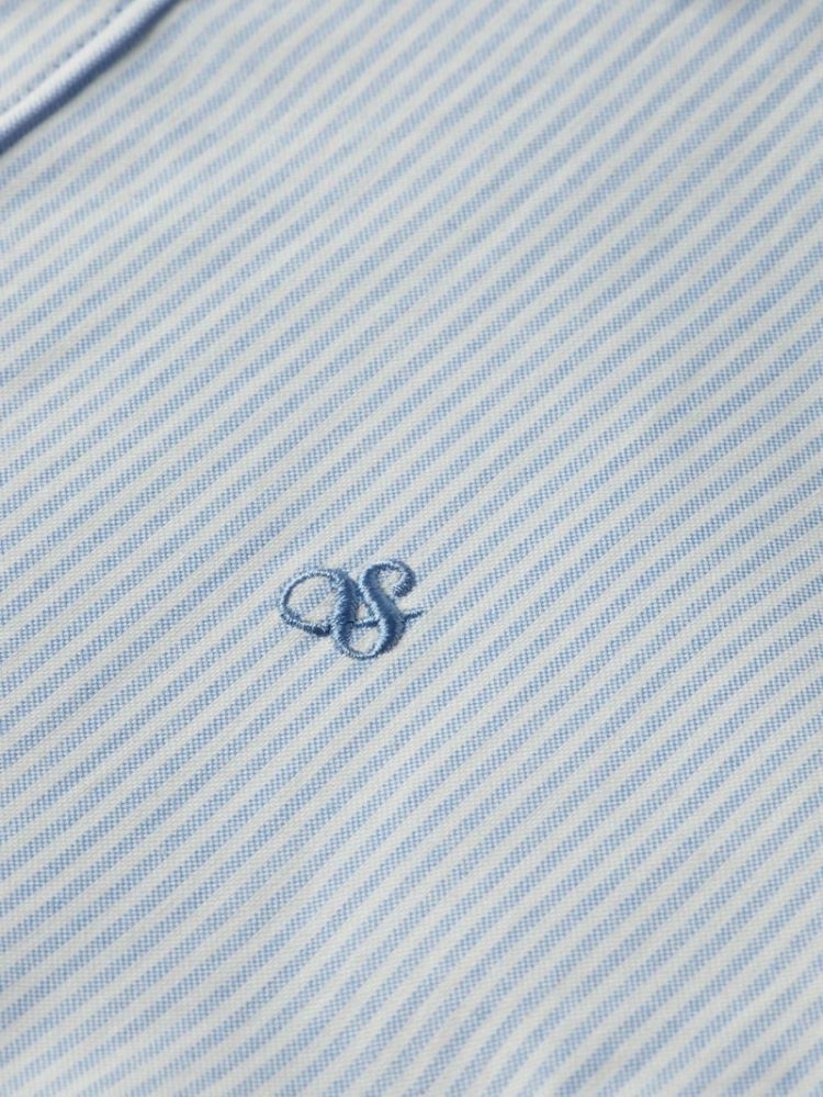 179187 410 blue stripe
