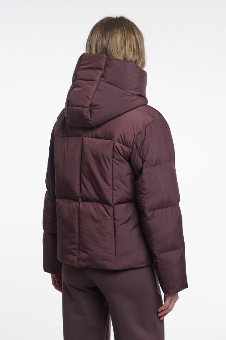Padded jacket with detachable collar Fudge cloak 