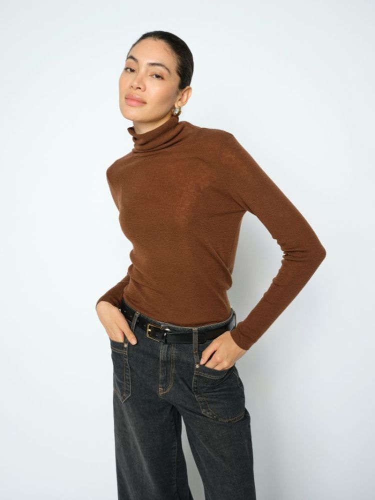 BOUCH ROLLNECK KNIT 199 Downtown Br