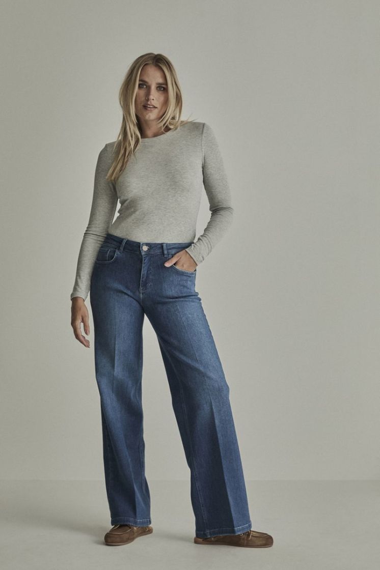 MIRA D221 - Washed N