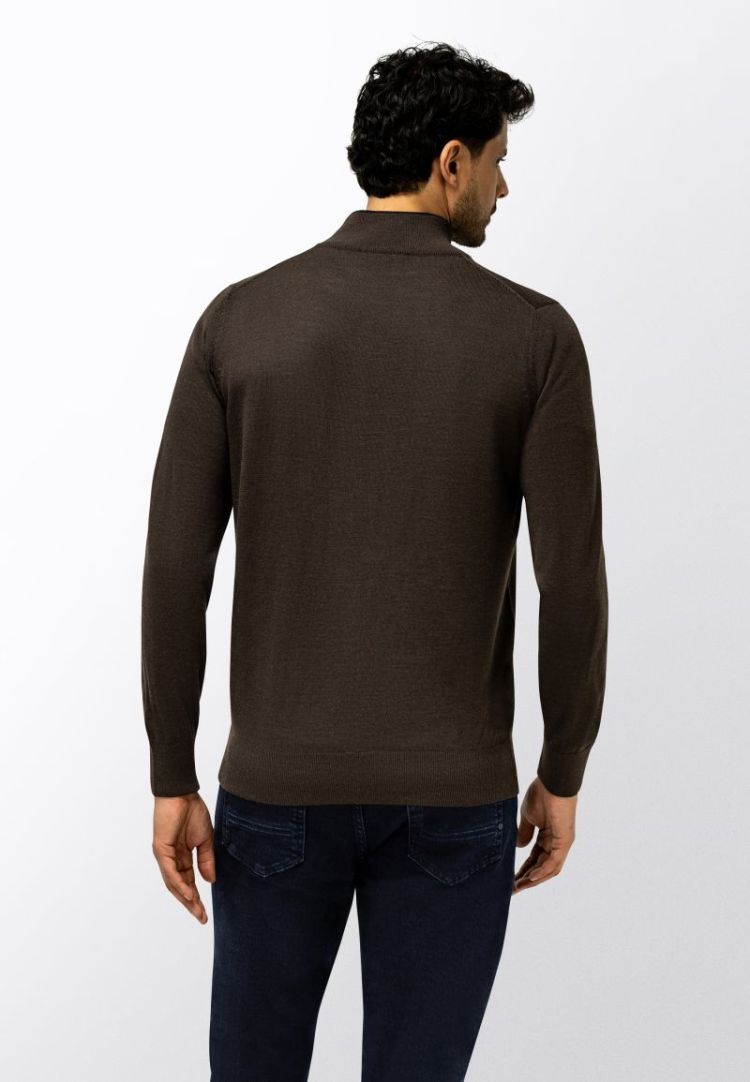 Pullovers 8900 donkerbrui