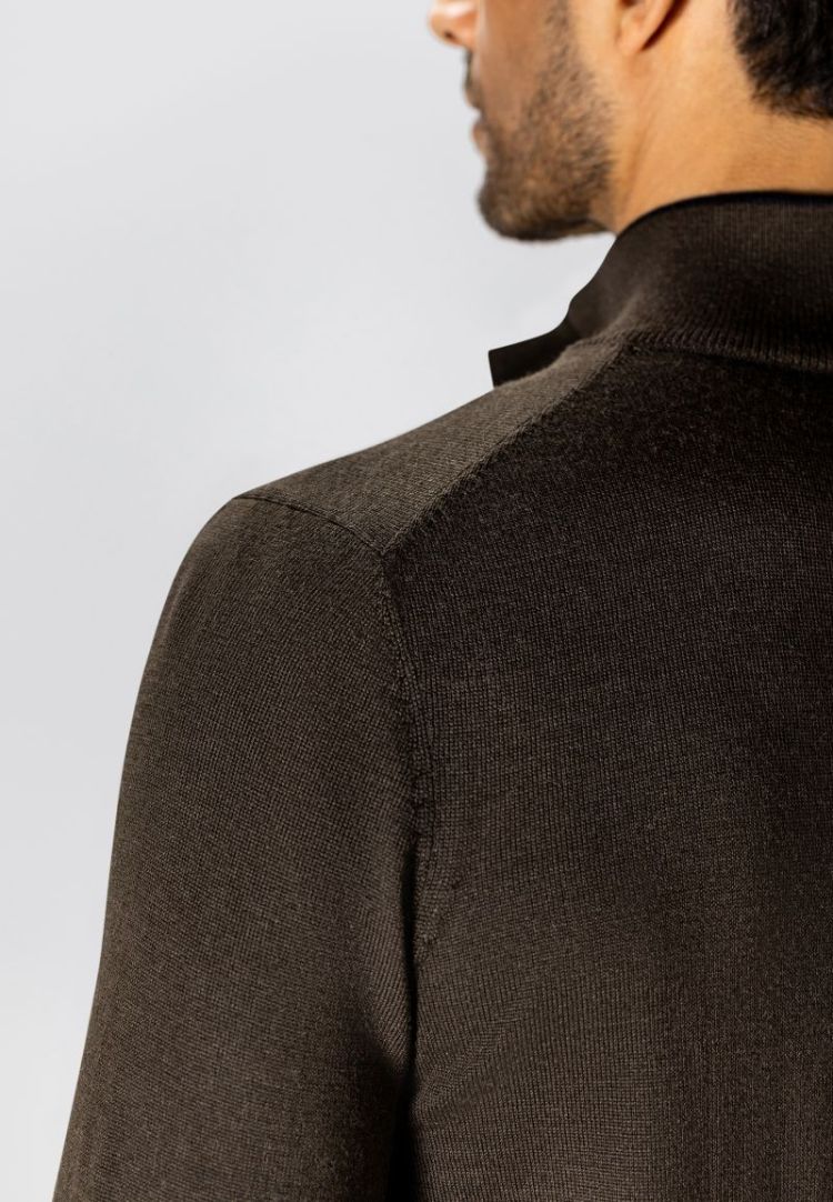 Pullovers 8900 donkerbrui