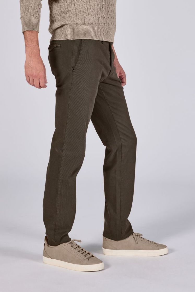 MAGNUS-P 27 471 brown