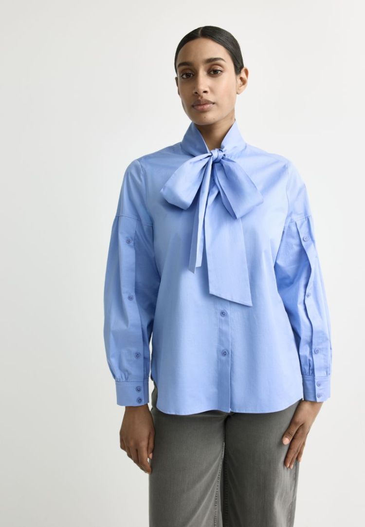 14590-01 2480 SHIRTING B