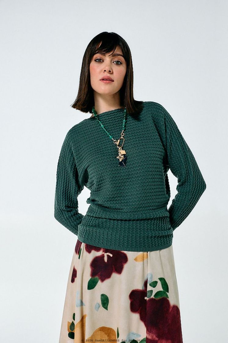 Tijdloze pull met elegante breistructuur 61 Green