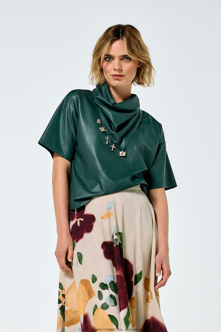 Rechte top in vegan leather 61 Green